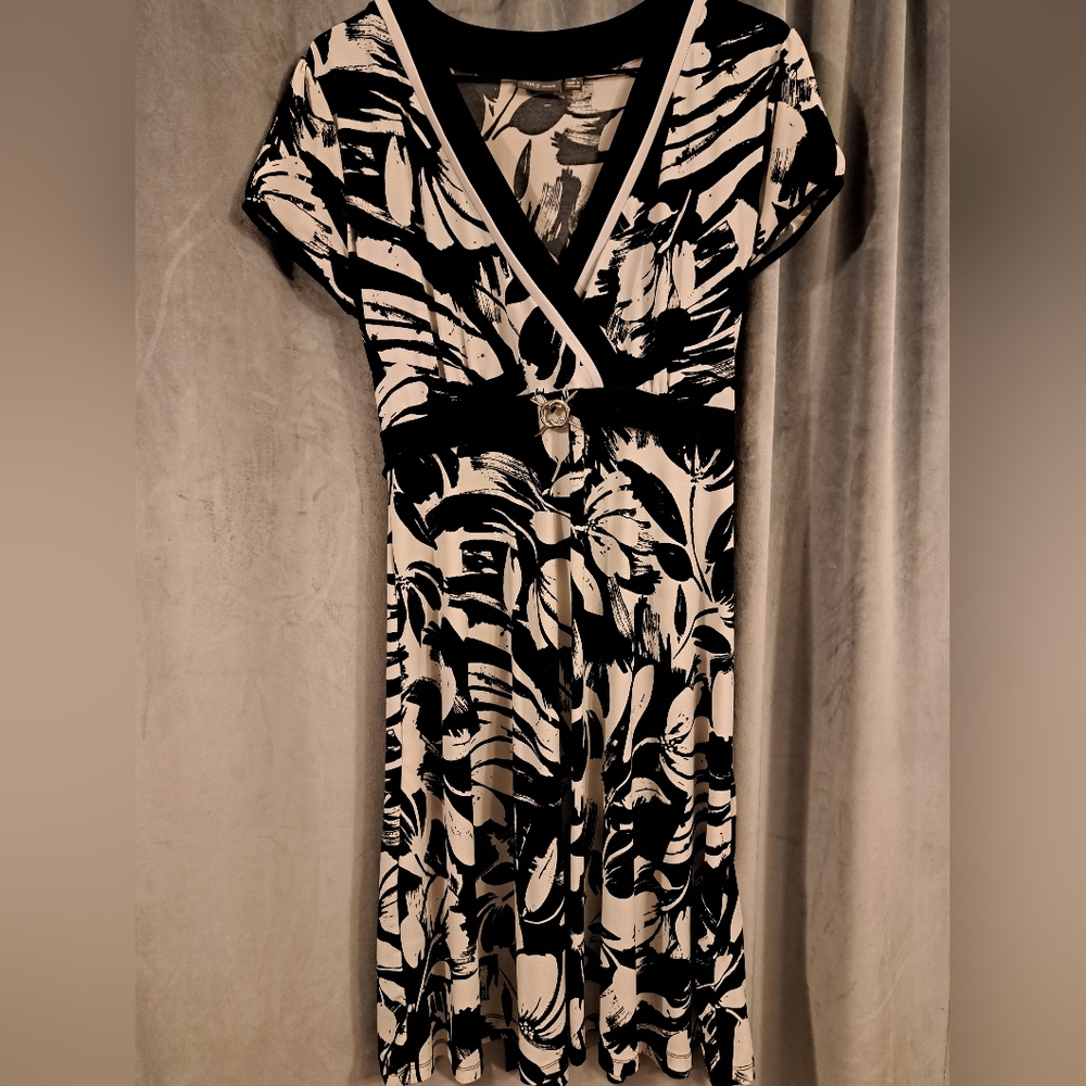 APT.9 Stretch Dress
